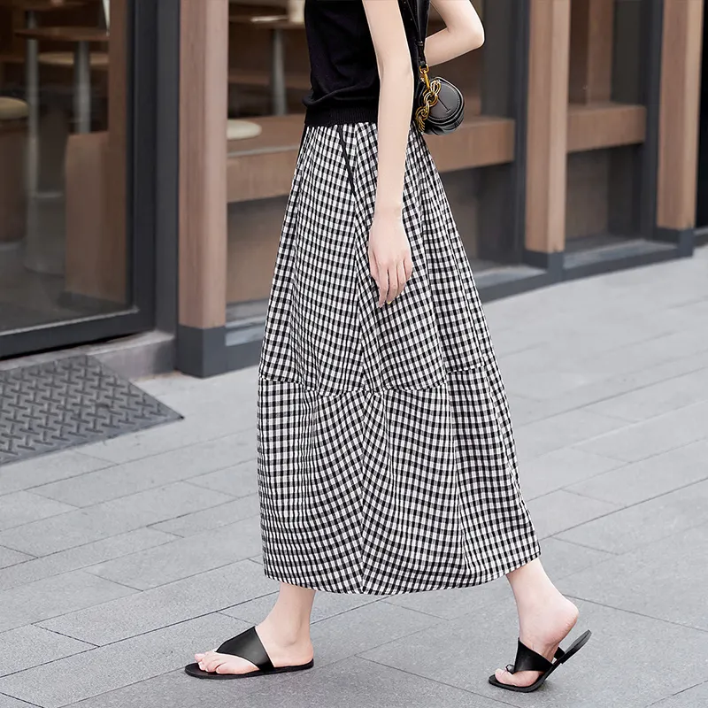 TOUCH Casual Long Skirt Women's Black White Plaid-4
