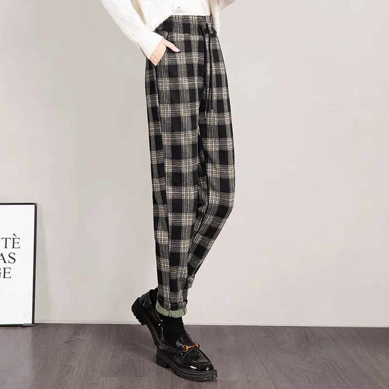 Cypress House Casual Pants Women's Black & Beige Plaid-4