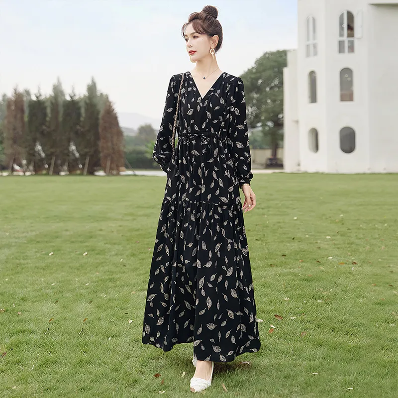 Cypress House Long Sleeved Dresses Women's Black-1