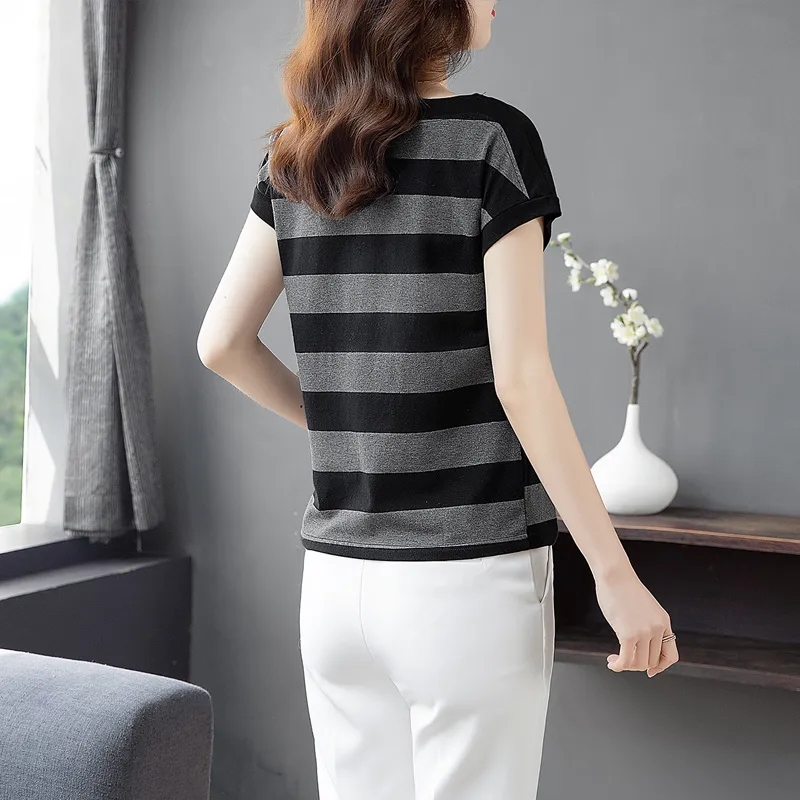 Cypress House T Shirt Women's Black Gray Stripes-4