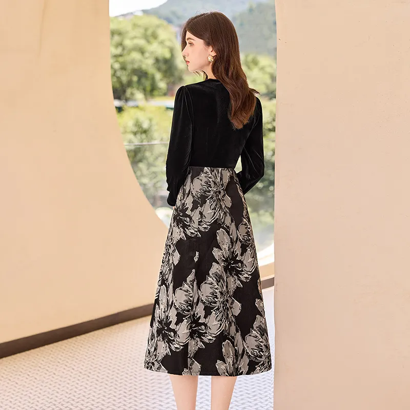 TOUCH Long Sleeved Dress Women's Black & Black With Beige Floral-3