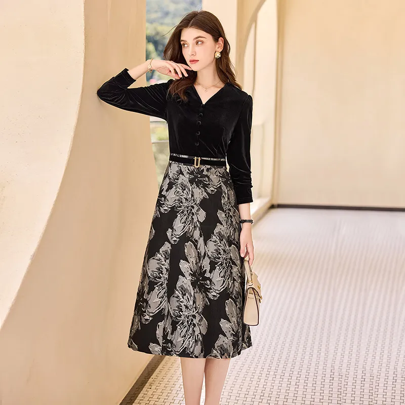 TOUCH Long Sleeved Dress Women's Black & Black With Beige Floral-4
