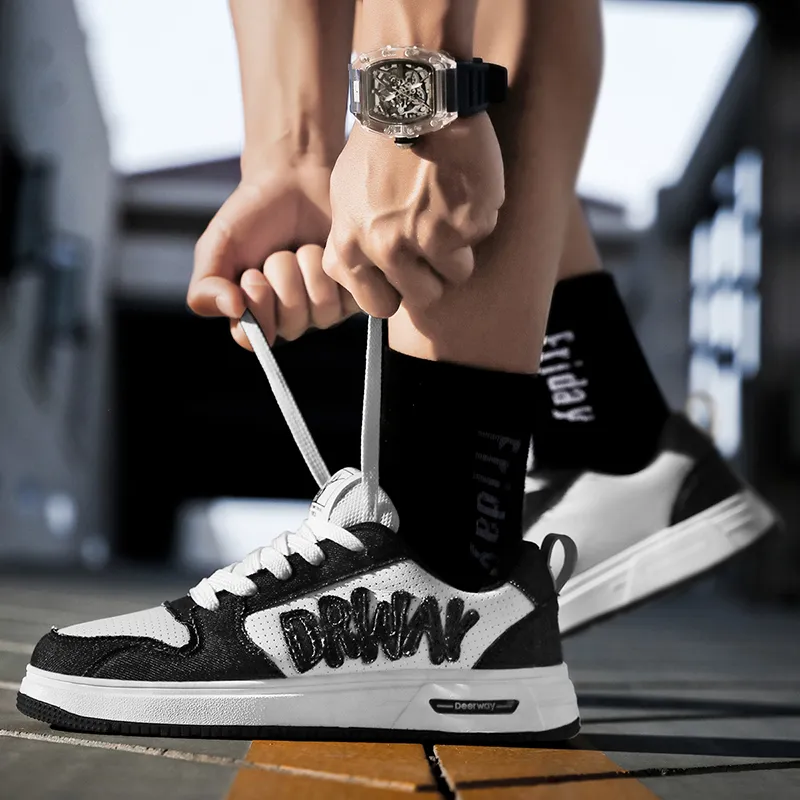 DEERWAY Cushioning Height Increasing Wear-Resistant Lightweight Slip-Resistant Low-Top Black And White Trendy Men's-24