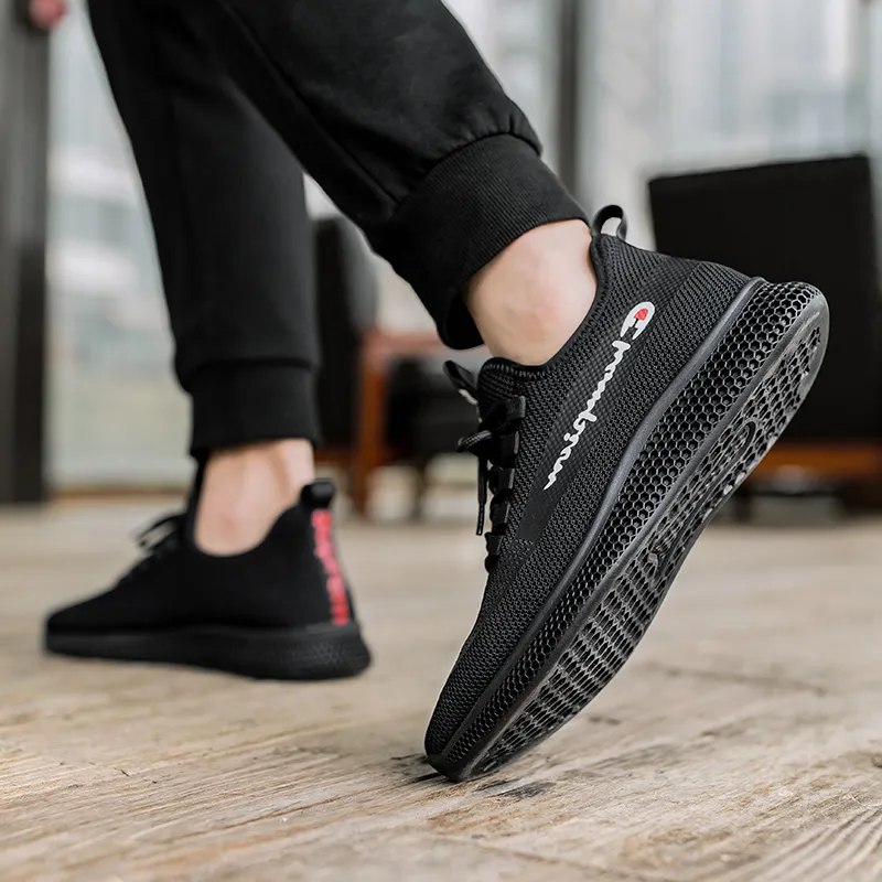 SULEGAO Anti-Slip Wear-Resistant Low-Top Casual Shoes Men's Black-1