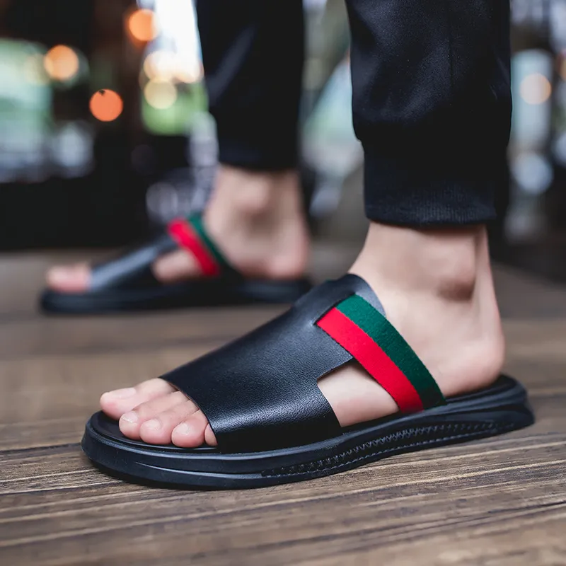 SULEGAO Slip Resistant Quick Dry Slide Slippers Men's Black-1