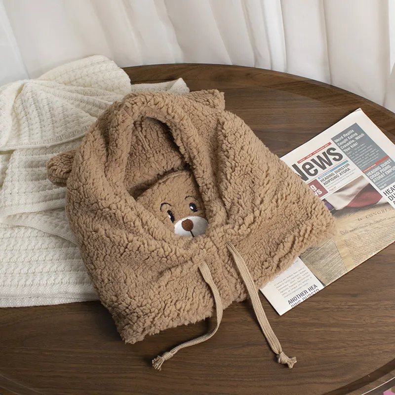 Under Cotton Polyester Blend Hoods & Plush Hats Women's-3