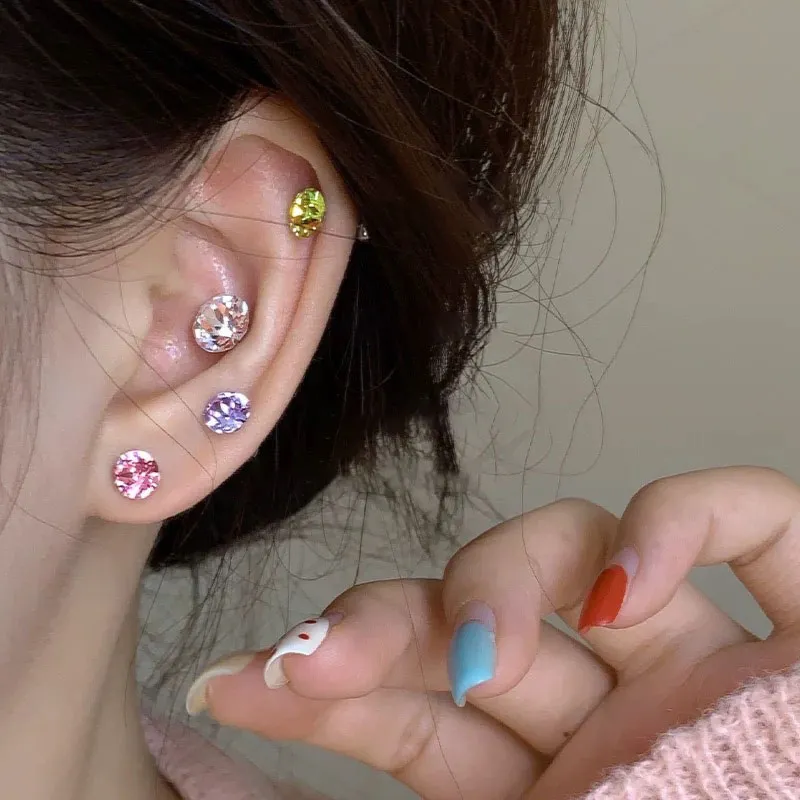 Tkb Delicate High-Gloss Stud Earrings Unisex-15