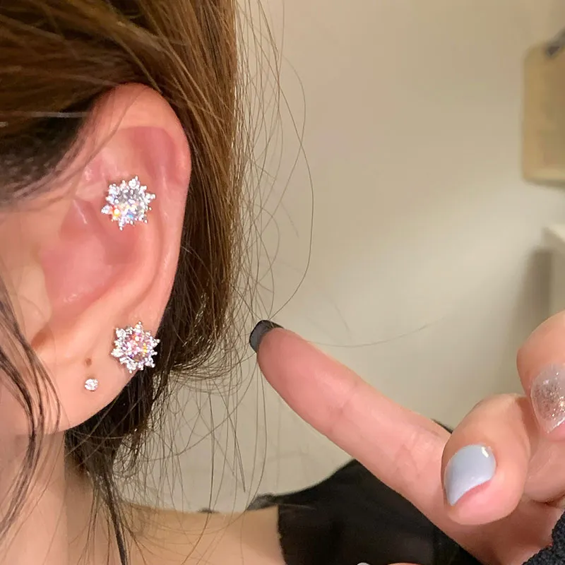 Tkb Delicate High-Gloss Stud Earrings Unisex-13