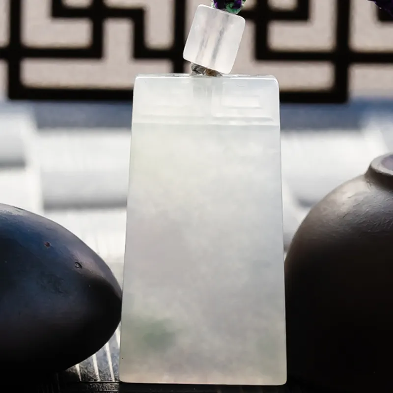 Yubo City Ice Glutinous Jadeite Pendants Unisex-3