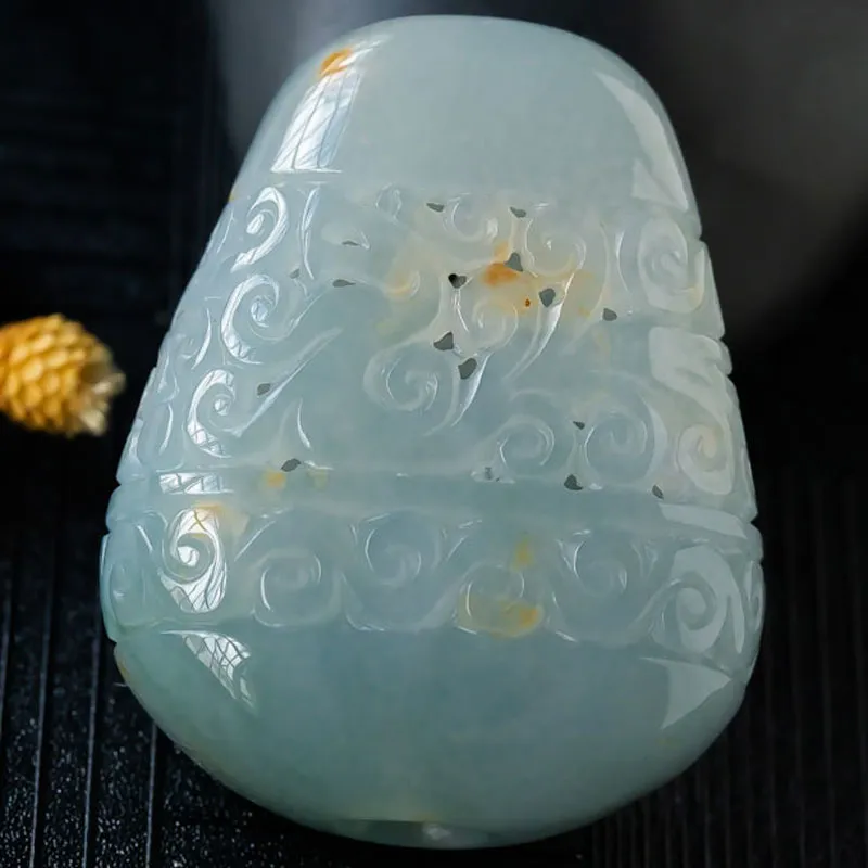 Yubo City Ice Glutinous Jadeite Pendants Unisex-3