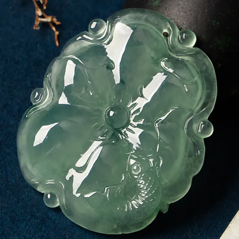 Yubo City Ice Glutinous Jadeite Pendants Unisex-2
