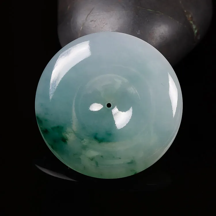 Yubo City Glutinous Jade Jadeite Pendants Unisex-4