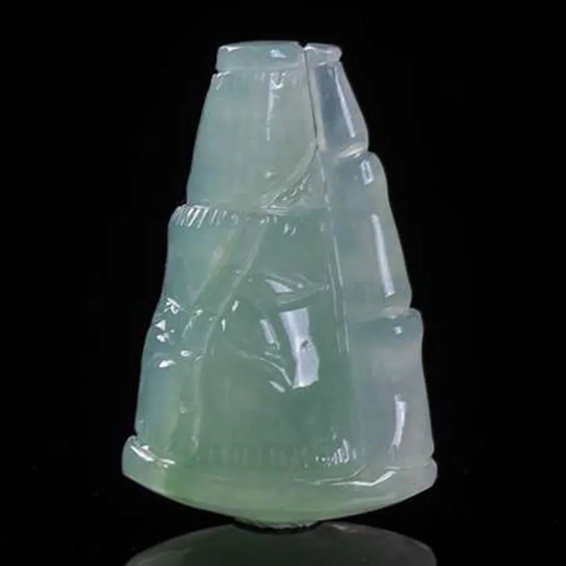 Yubo City Ice Glutinous Jadeite Pendants Unisex-1