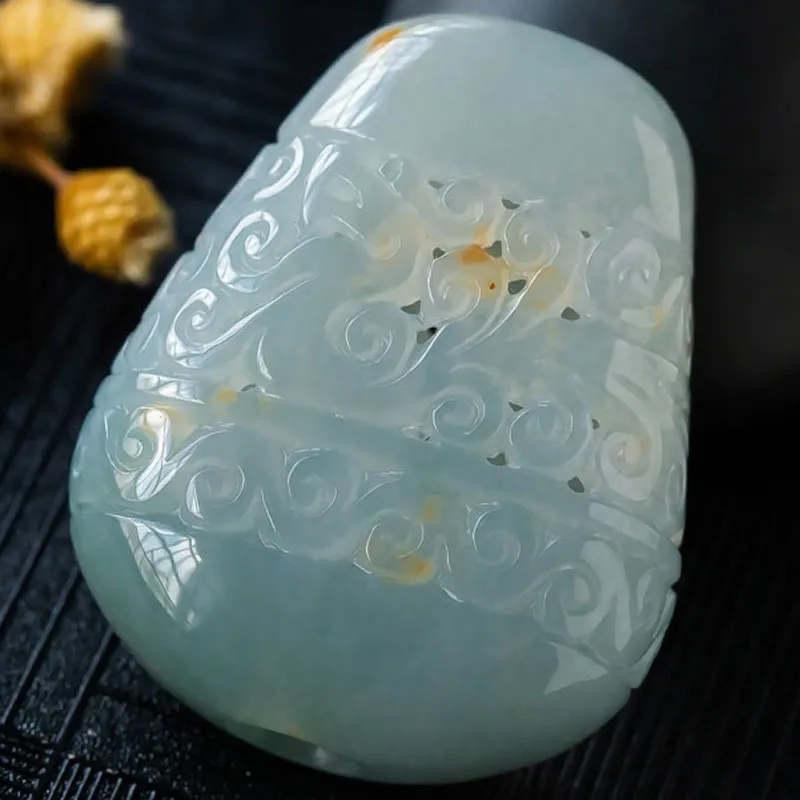Yubo City Ice Glutinous Jadeite Pendants Unisex-1