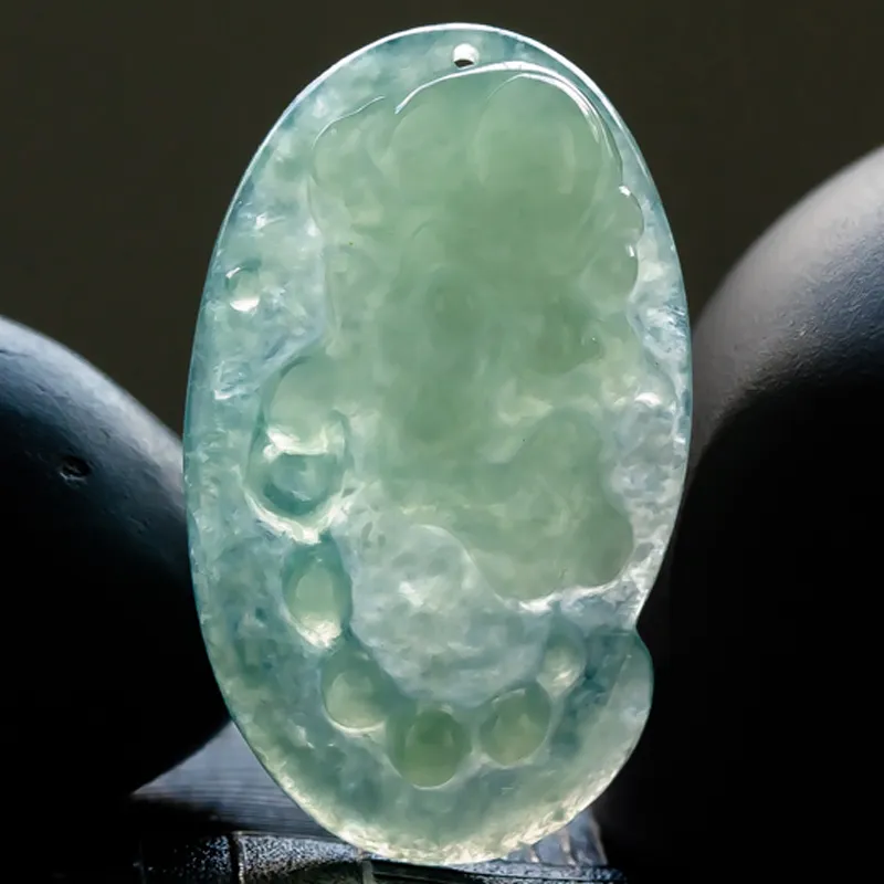 Yubo City Ice Glutinous Jadeite Pendants Unisex-4