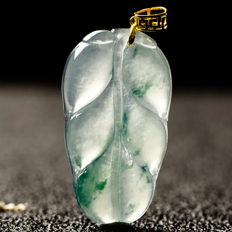 Yubo City Ice Glutinous Jadeite Pendants Unisex-4
