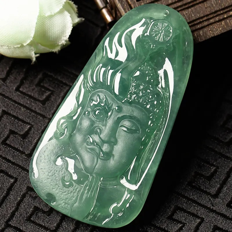 Yubo City Ice Glutinous Jadeite Pendants Unisex-1