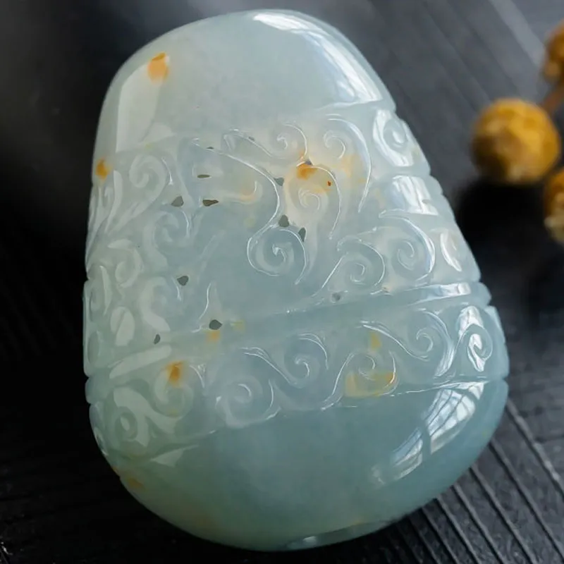 Yubo City Ice Glutinous Jadeite Pendants Unisex-2