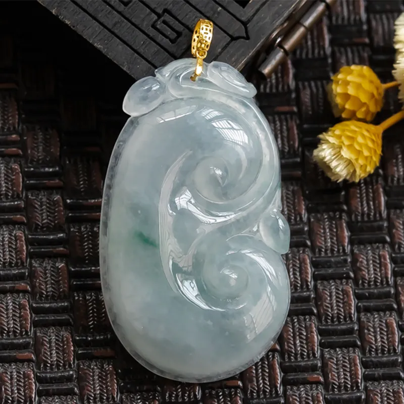 Yubo City Ice Glutinous Jadeite Pendants Unisex-3