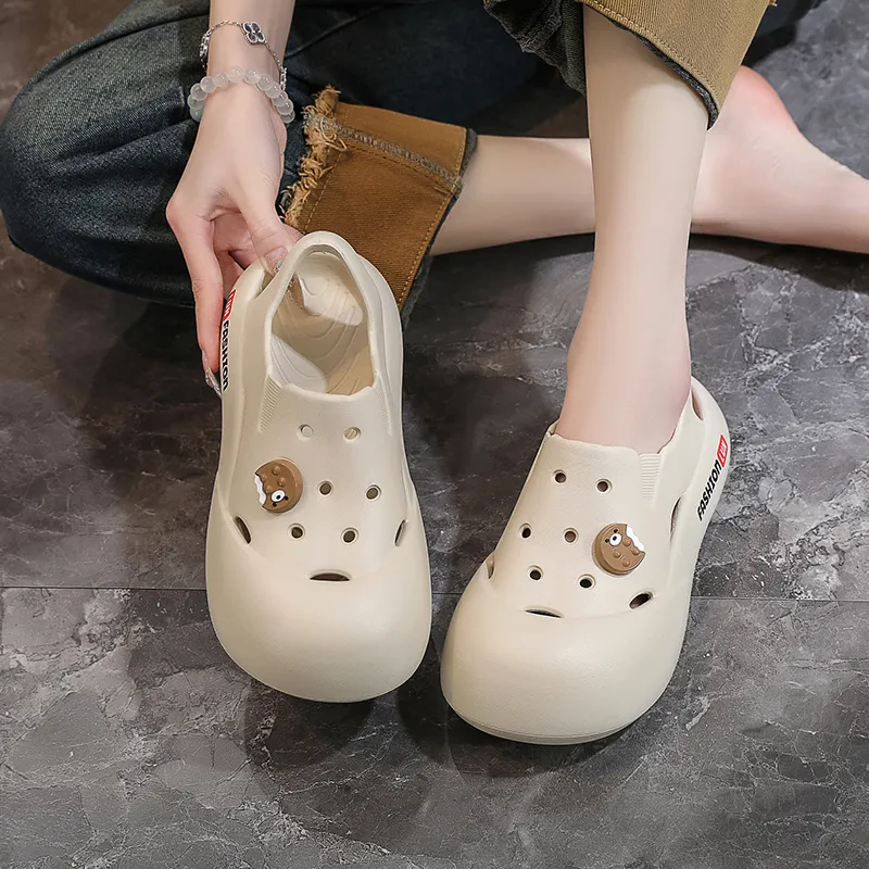 Bookish star Clogs Women's-14
