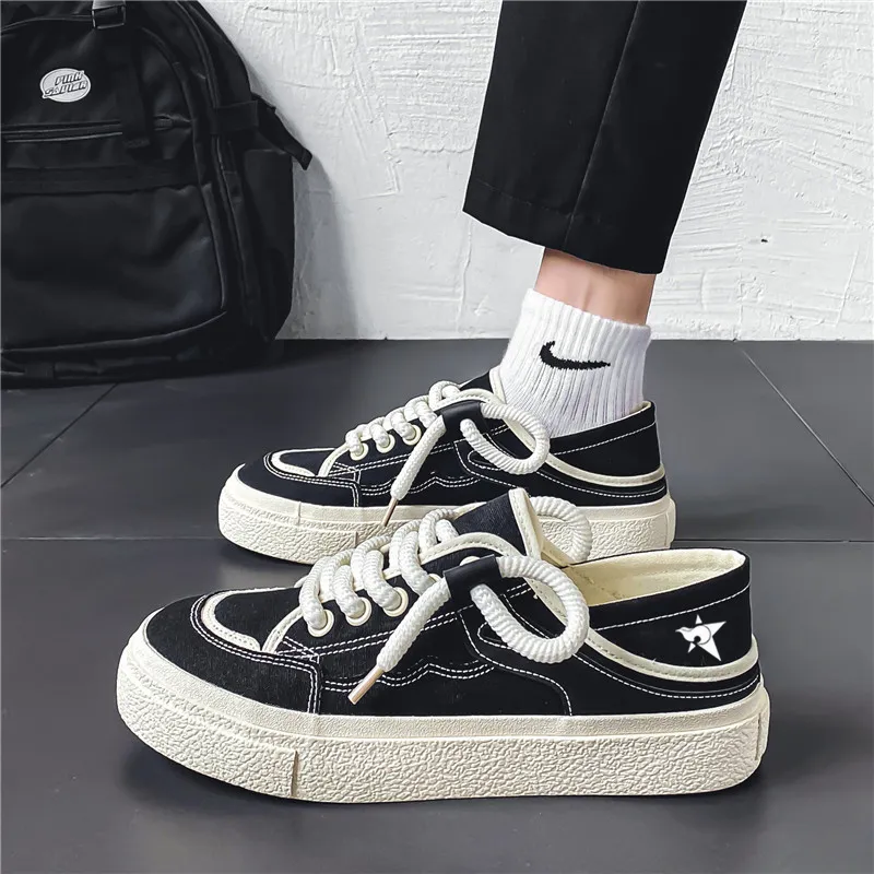 Bookish Star Anti Slip Wear Resistant Low Top Skateboard Shoes Men's-1