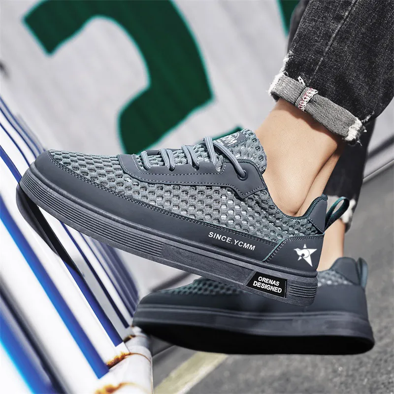 Bookish Star Coverage Slip Resistant Low Top Skateboard Shoes Men's-9