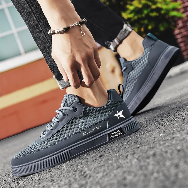 Bookish Star Coverage Slip Resistant Low Top Skateboard Shoes Men's-7