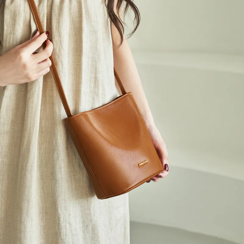 AOKANG Cow Leather Bucket Bag, Shoulder Bag, Crossbody Bag, Commuter Bag Regular Women's Mocha/Obsidian Black/Coffee-3