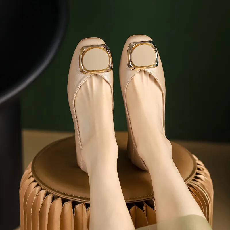 Safiya Chunky Heel High Heels Women's-3