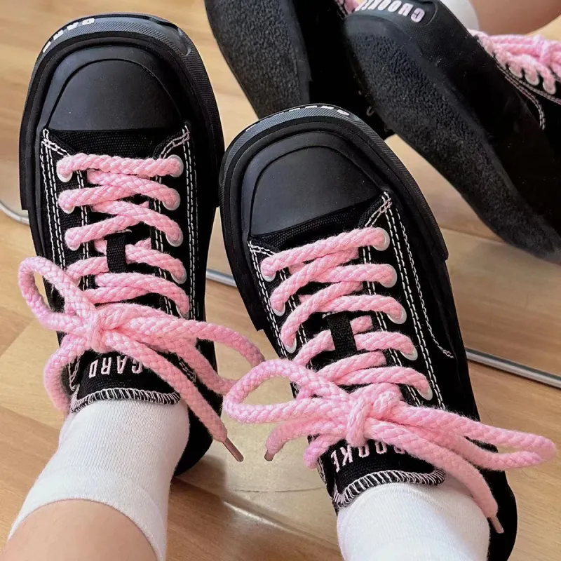 CROOKED CARD Low Top Canvas Shoes Unisex Black Pink-9