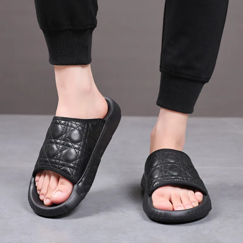 SHUPATE Slide Slippers Men Black/White-6