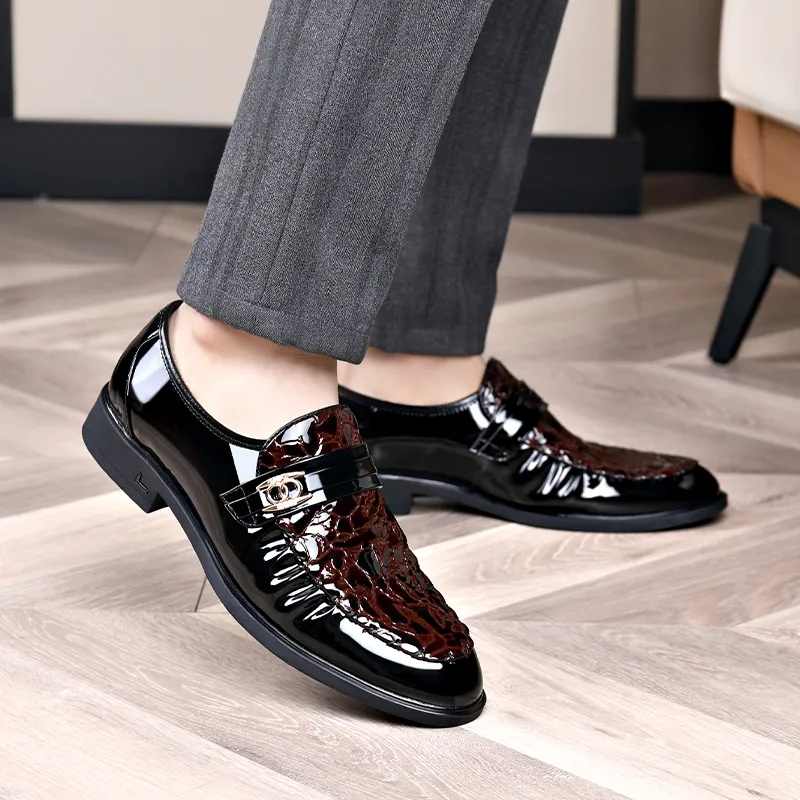 SHUPATE Loafers Men Black/Red-17