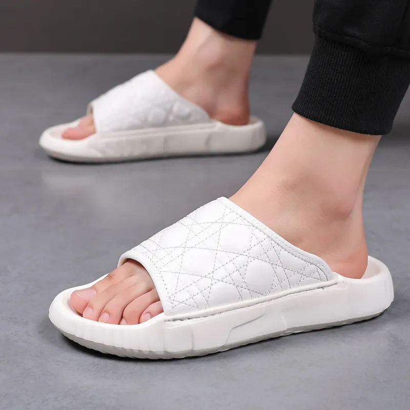 SHUPATE Slide Slippers Men Black/White-12