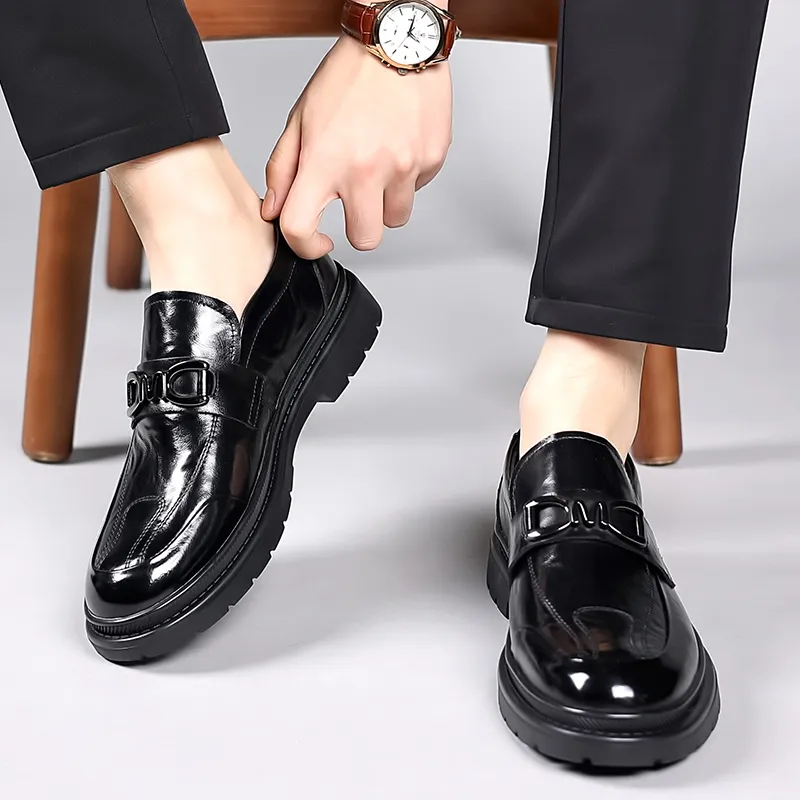SHUPATE Loafers Men Black/Brown-9