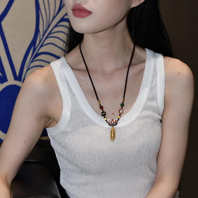 Murmur Jade Necklaces Unisex-5