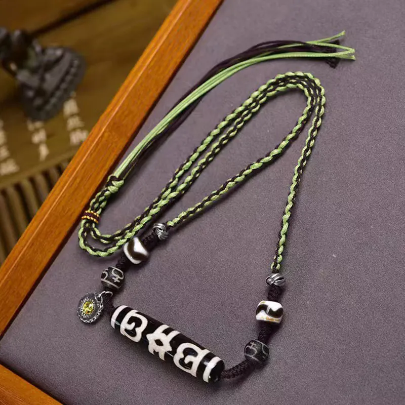 Murmur Jade Necklaces Unisex-3