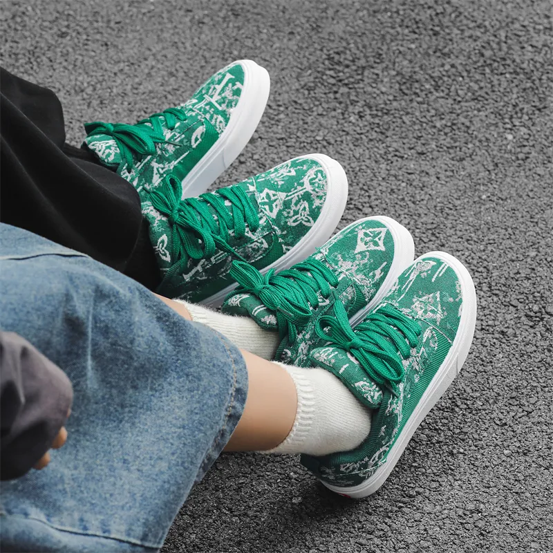 VANSSI Low Top Skateboard Shoes Unisex-10