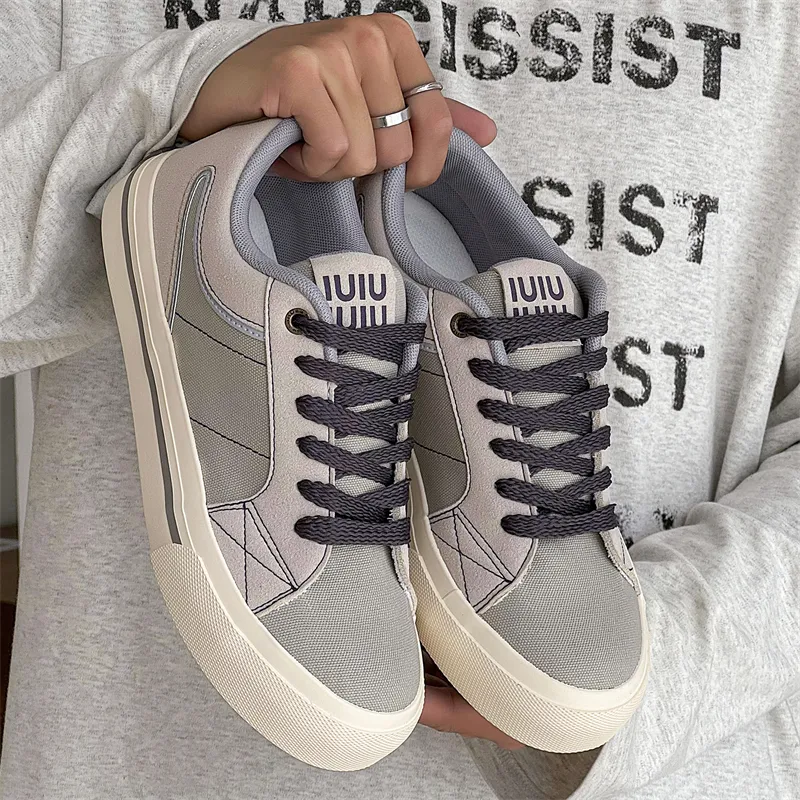 VANSSI Low Top Skateboard Shoes Men's Gray-2