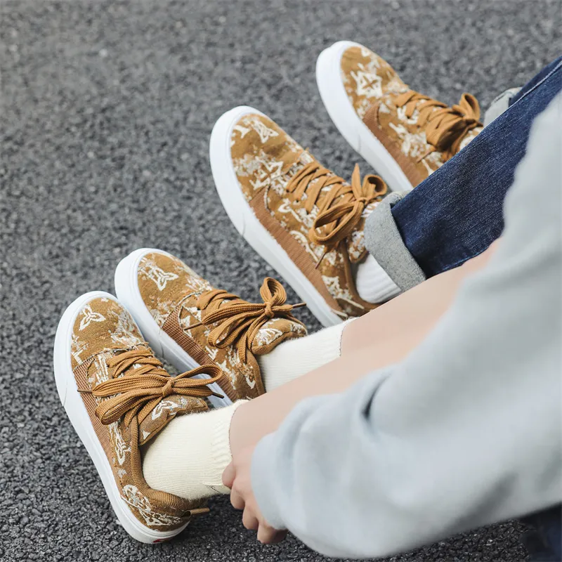 VANSSI Low Top Skateboard Shoes Unisex-16