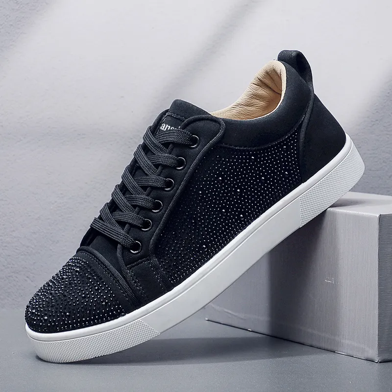VANSSI Coverage Anti-Slip And Wear-Resistant Lightweight Breathable Low-Top Skateboard Shoes Men's Black White-1