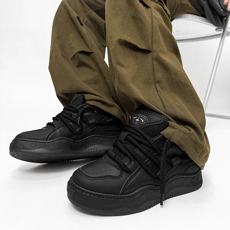VANSSI Low Top Skateboard Shoes Unisex-1