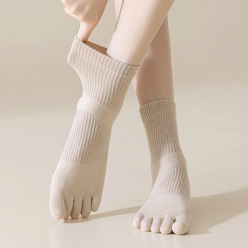 AUGUST Mid Calf Socks Women's 4 Pack-5