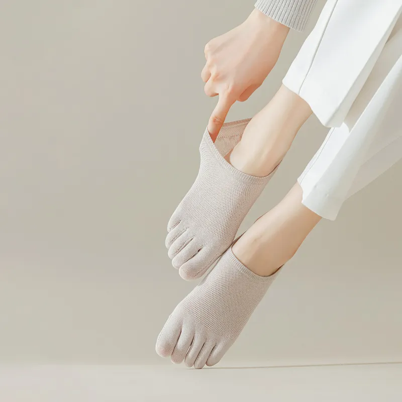 AUGUST No Show Socks Women's 4 Pack-2