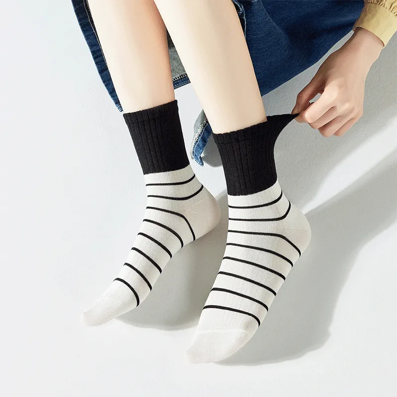 AUGUST Mid-Calf Socks Women's 4 Pack Mix And Match-2