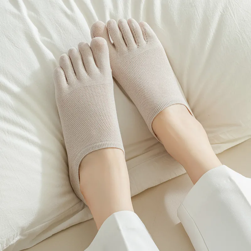 AUGUST No Show Socks Women's 4 Pack-1