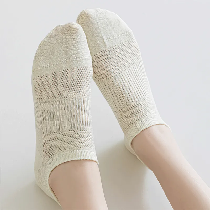 AUGUST No Show Socks Women's 4 Pack-10