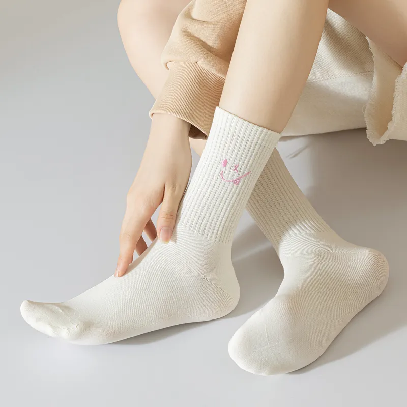 AUGUST Mid Calf Socks Women's 4 Pack White-8