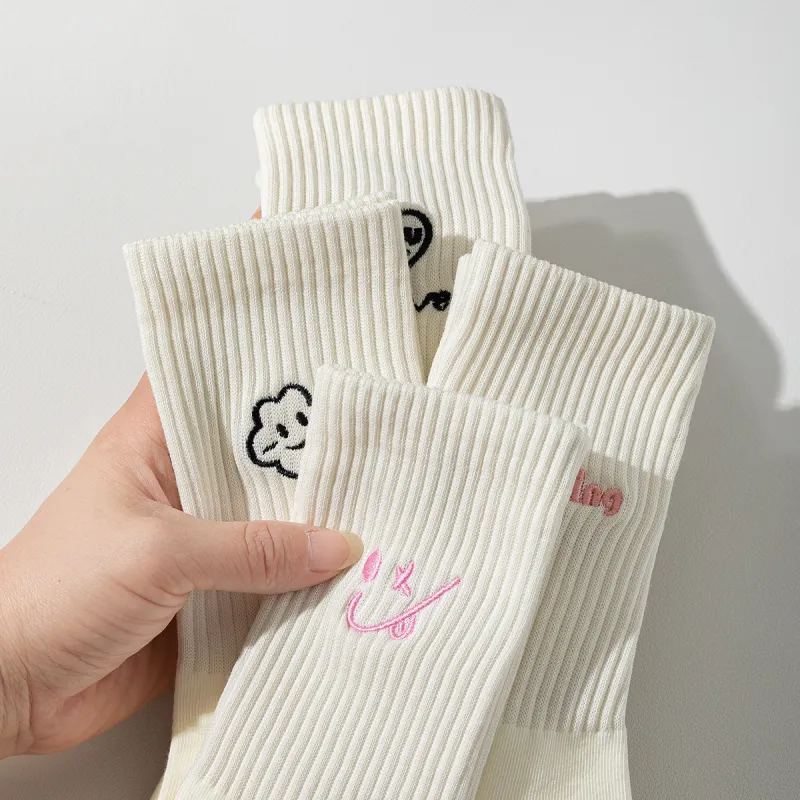 AUGUST Mid Calf Socks Women's 4 Pack White-7
