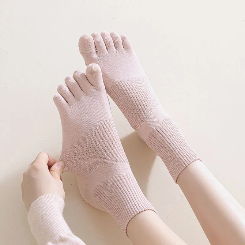 AUGUST Mid Calf Socks Women's 4 Pack-2