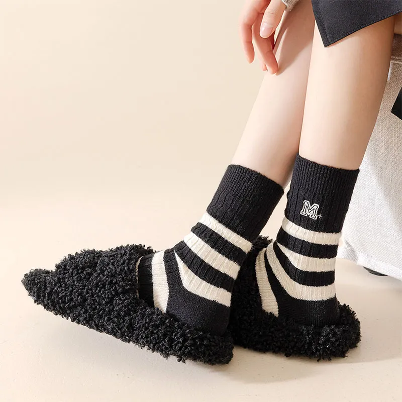 AUGUST Mid Calf Socks Women's 3 Pack-4